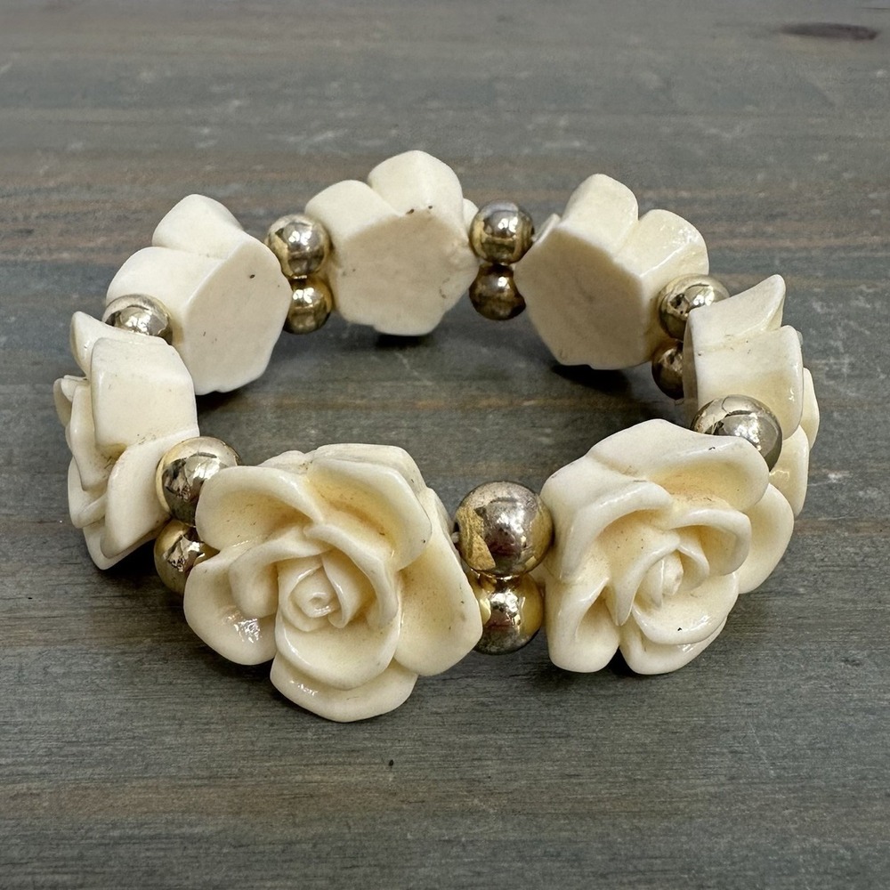 Vintage Cream & Gold Rose Stretch Bracelet Resin Womens Floral Statement Jewelry